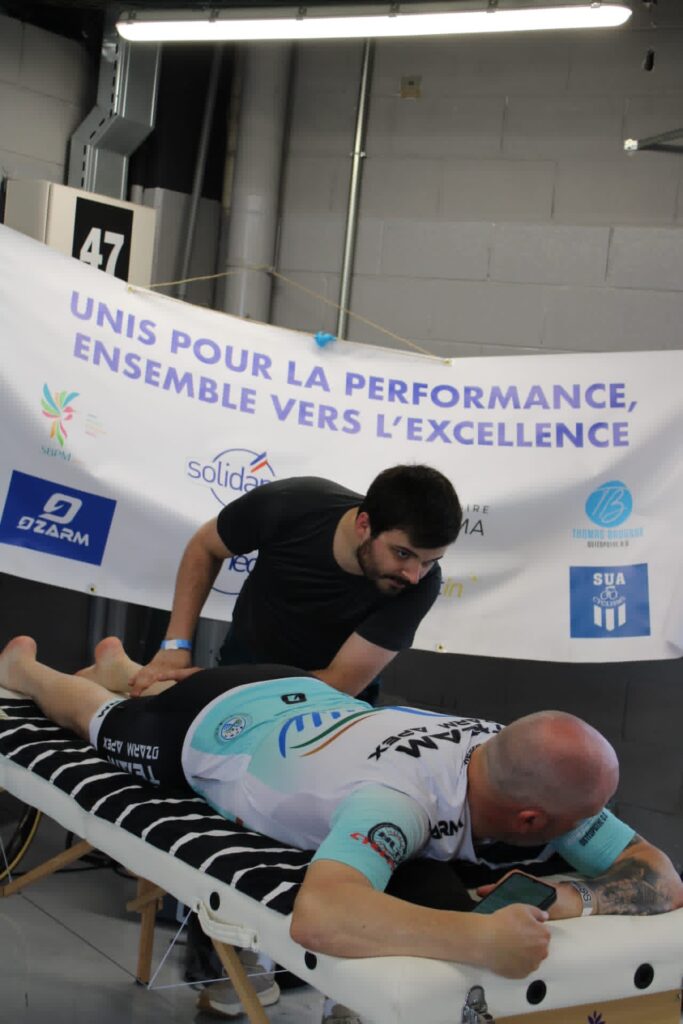 soins-equipe-cycliste-handisport-ozam-apex-thomas-brousse-osteopathe